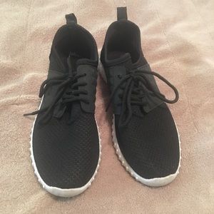 Black Sneakers/ Tennis Shoes size 6.5